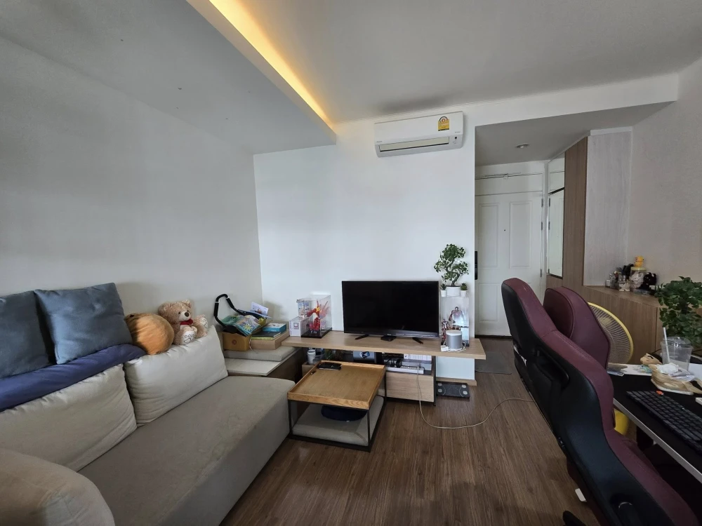 Selling U Delight Residence Riverfront Rama 3. Spacious rooms with ample living space and stunning Chao Phraya River views. Book now!