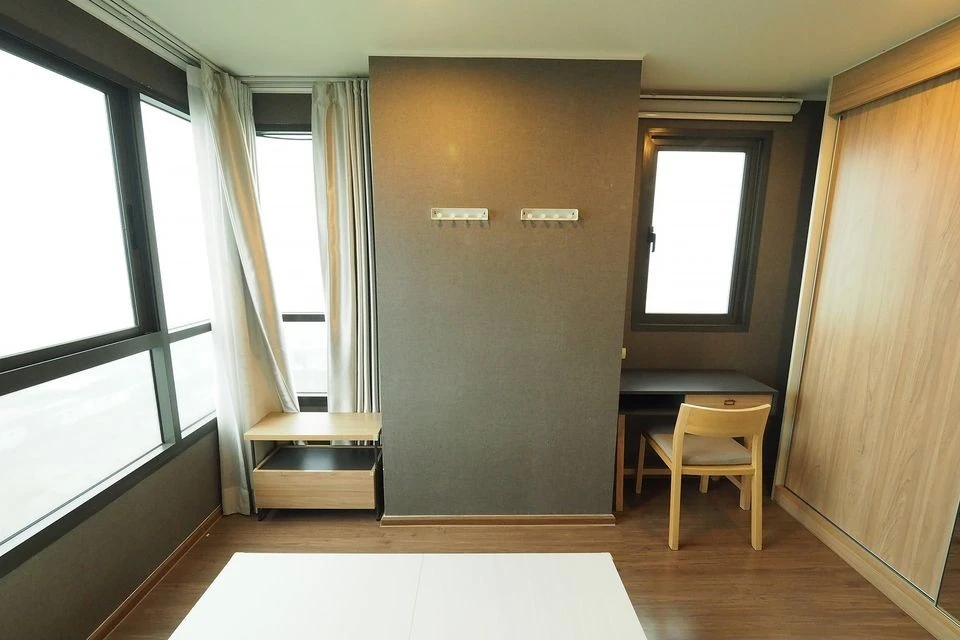 For sale U Delight Riverfront Rama 3, corner room with high privacy. With an awesome river view A place you can't miss.