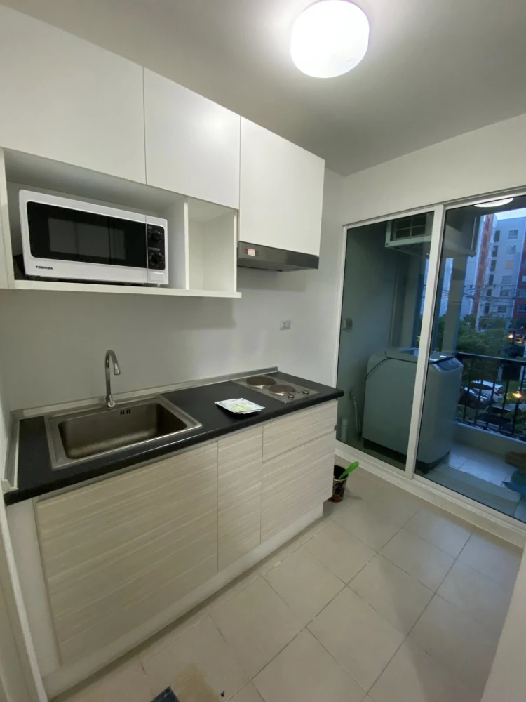 Selling Unio Charan 3, Building A, 3rd floor, auspicious unit number. Fully furnished and equipped with appliances. Partitioned rooms. Don't miss out!