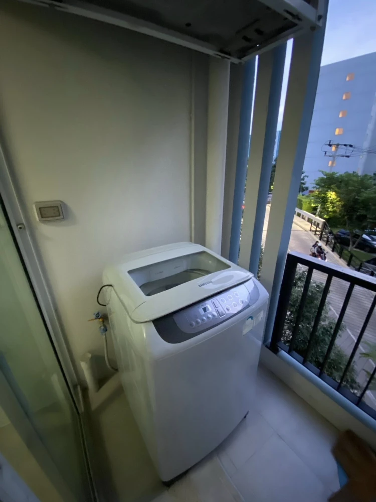 Selling Unio Charan 3, Building A, 3rd floor, auspicious unit number. Fully furnished and equipped with appliances. Partitioned rooms. Don't miss out!