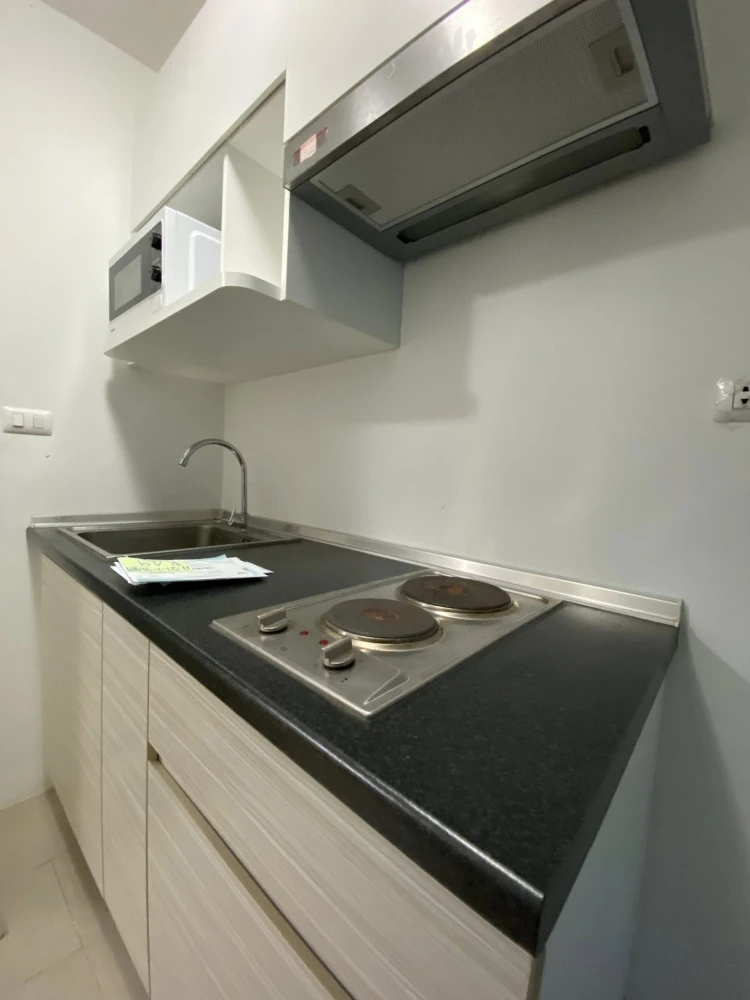 Selling Unio Charan 3, Building A, 3rd floor, auspicious unit number. Fully furnished and equipped with appliances. Partitioned rooms. Don't miss out!