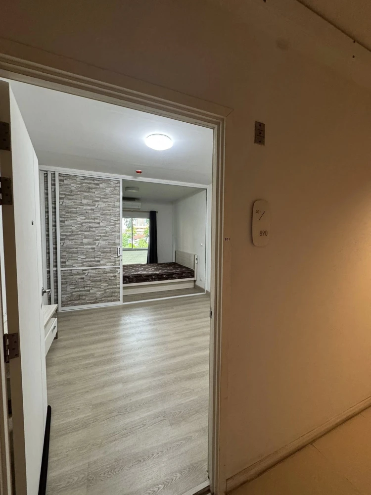 UNIO Charan 3 for sale, nice rooms, good location, comes with complete facilities. Don't miss out on this great deal.