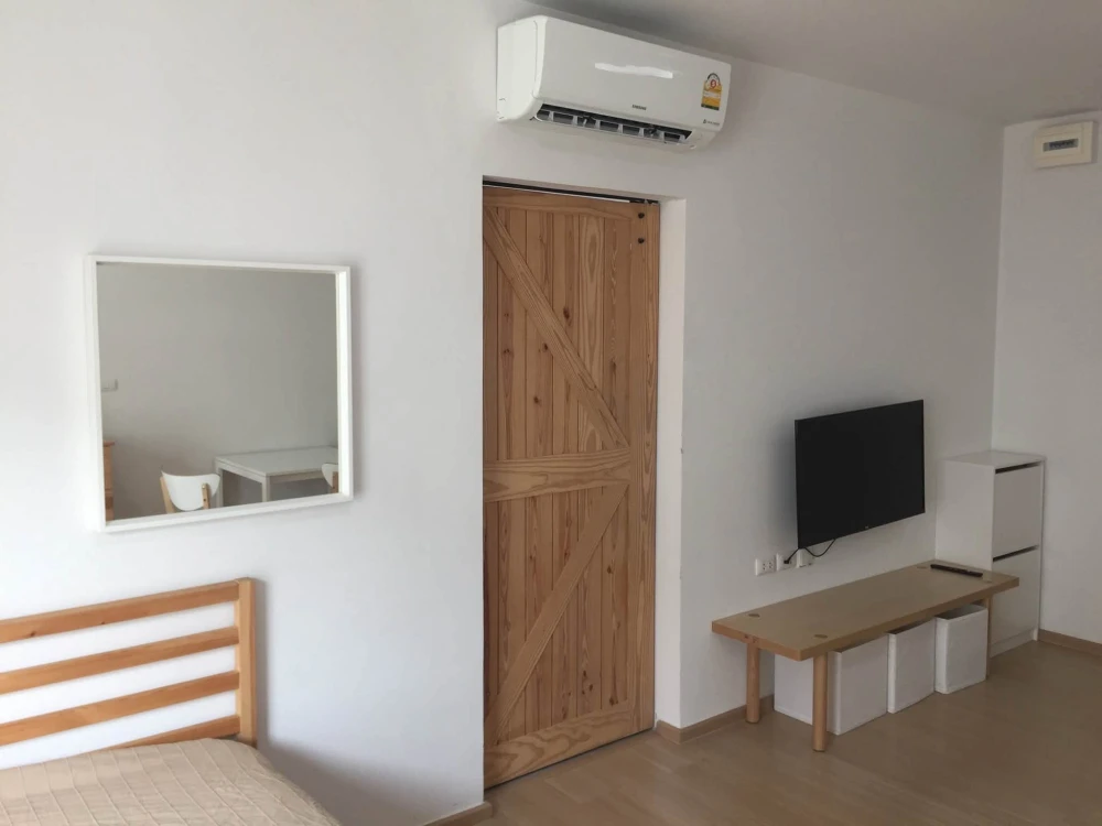 Selling 3 comfortable condo units at UNIO Charan, in a great location. Fully furnished and conveniently located. Book now!