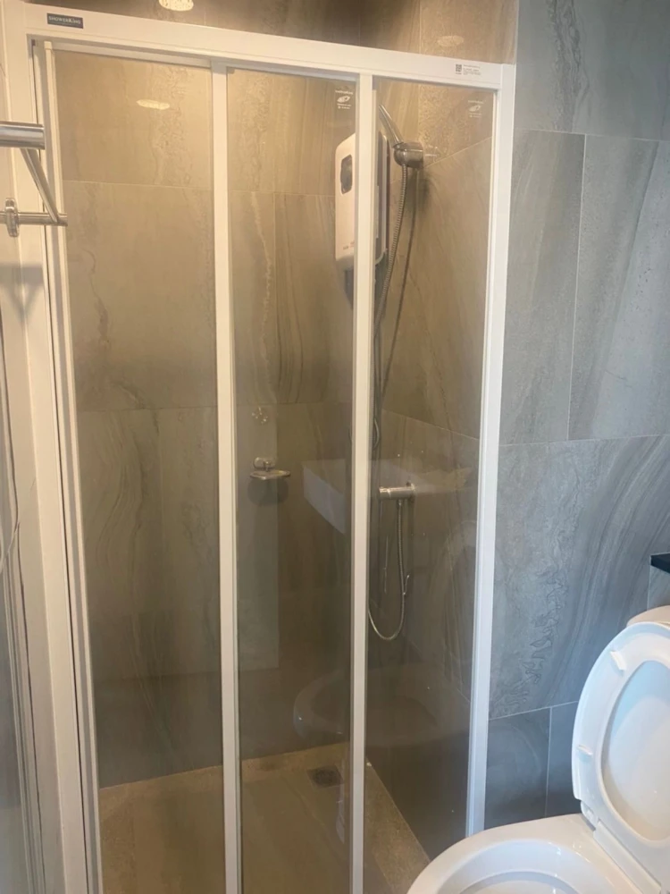 For sale: Unio Sukhumvit 72, 8th floor, fully furnished room, ready to move in. Interested in owning one? Hurry and reserve now.