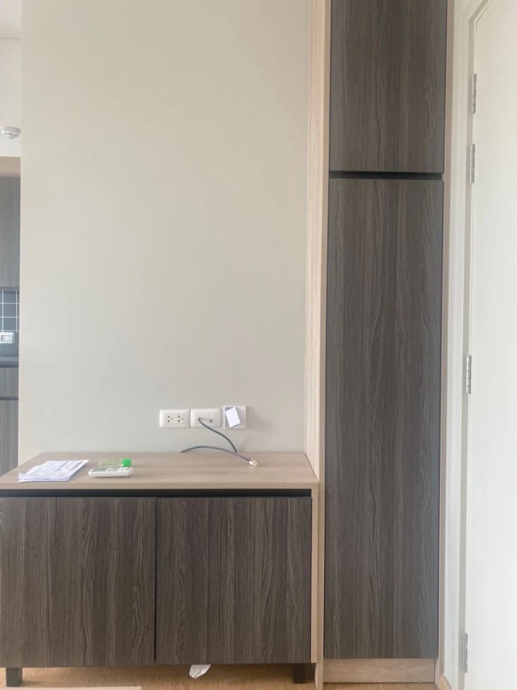 For sale: Unio Sukhumvit 72, 8th floor, fully furnished room, ready to move in. Interested in owning one? Hurry and reserve now.