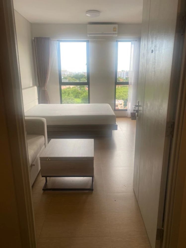 For sale: Unio Sukhumvit 72, 8th floor, fully furnished room, ready to move in. Interested in owning one? Hurry and reserve now.