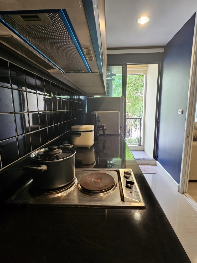 Selling Unio Sukhumvit 72. Spacious rooms with ample usable space. Excellent location and complete amenities. Book now!
