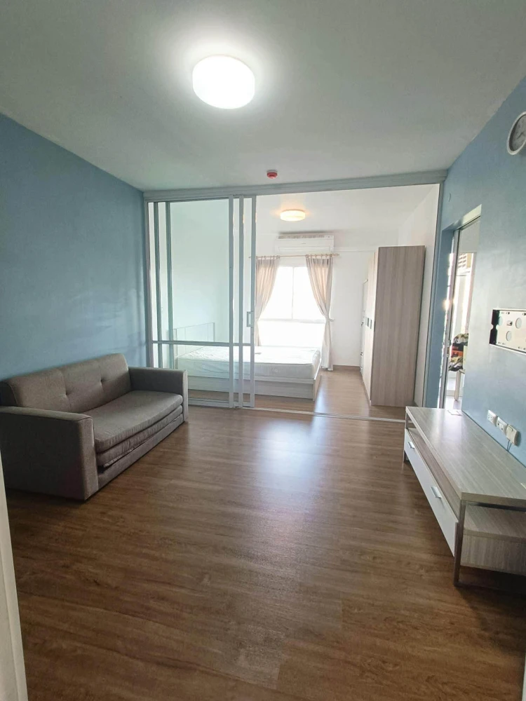 For sale: Unio Charan 3, 5th floor, corner unit. Features a view of the mass transit line; the atmosphere is quiet and relaxing. Book now before it’s images