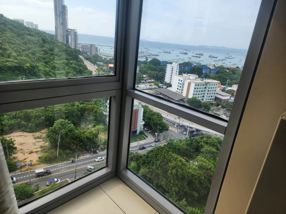 ขาย Unixx South Pattaya 2 ห้องนอน พื้นที่ใช้สอยเยอะ วิวสวยสุดปัง รีบจองเลยจ้า