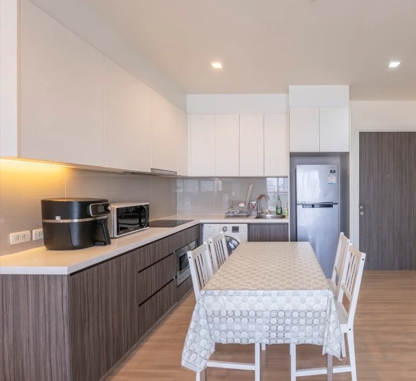 For sale: Urbano Absolute Sathon-Taksin, 21st floor. Fully furnished and ready to move in—book now!