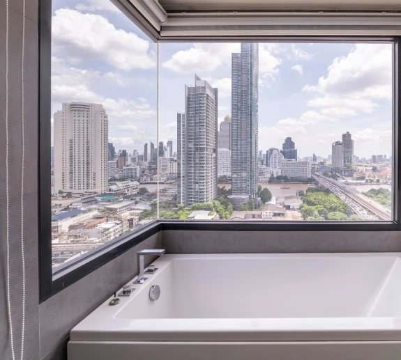 For sale: Urbano Absolute Sathon-Taksin, 21st floor. Fully furnished and ready to move in—book now!