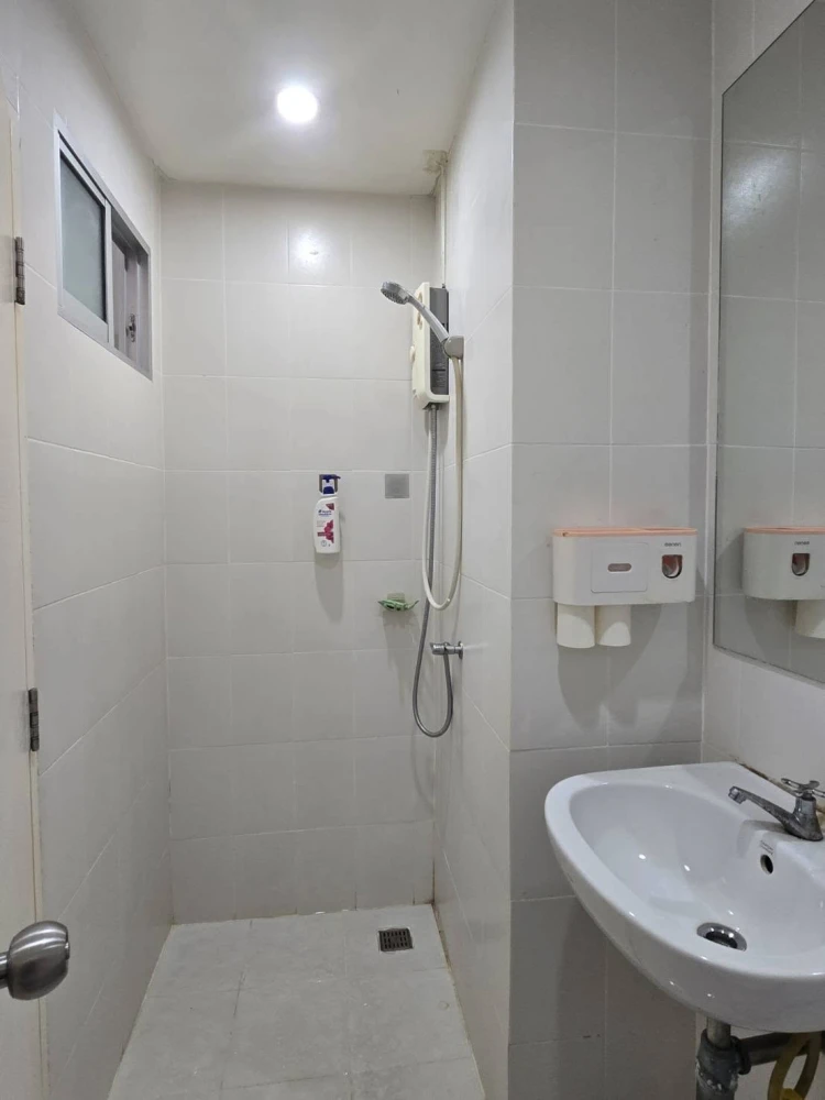 Selling V Condo Ladkrabang, 5th floor unit. Fully furnished with all amenities. Don't miss out!