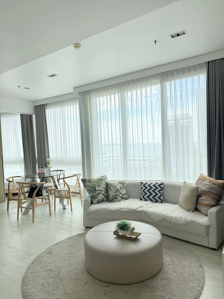 Veranda Residence Pattaya for sale, spacious room, lots of usable space, good location, comes with complete facilities, reserve now.