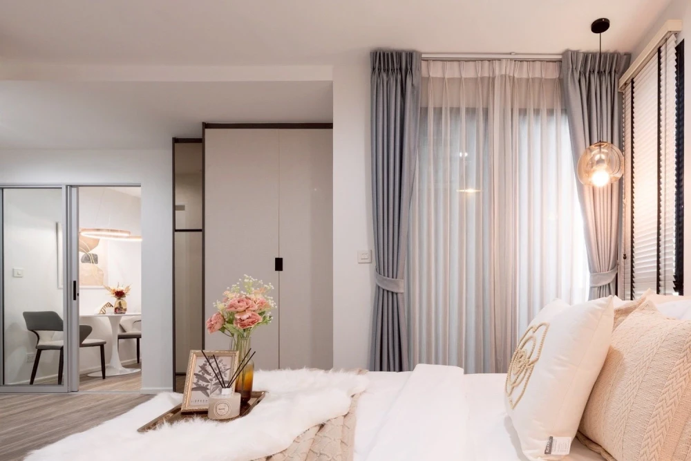 Very Condo Sukhumvit 72 for sale, beautifully decorated room, fully equipped with all amenities. Good like this, reserve now.