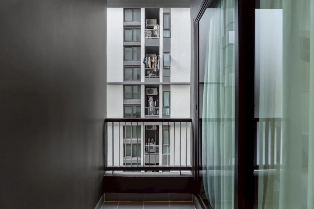 Very Condo Sukhumvit 72 for sale, beautifully decorated room, fully equipped with all amenities. Good like this, reserve now.
