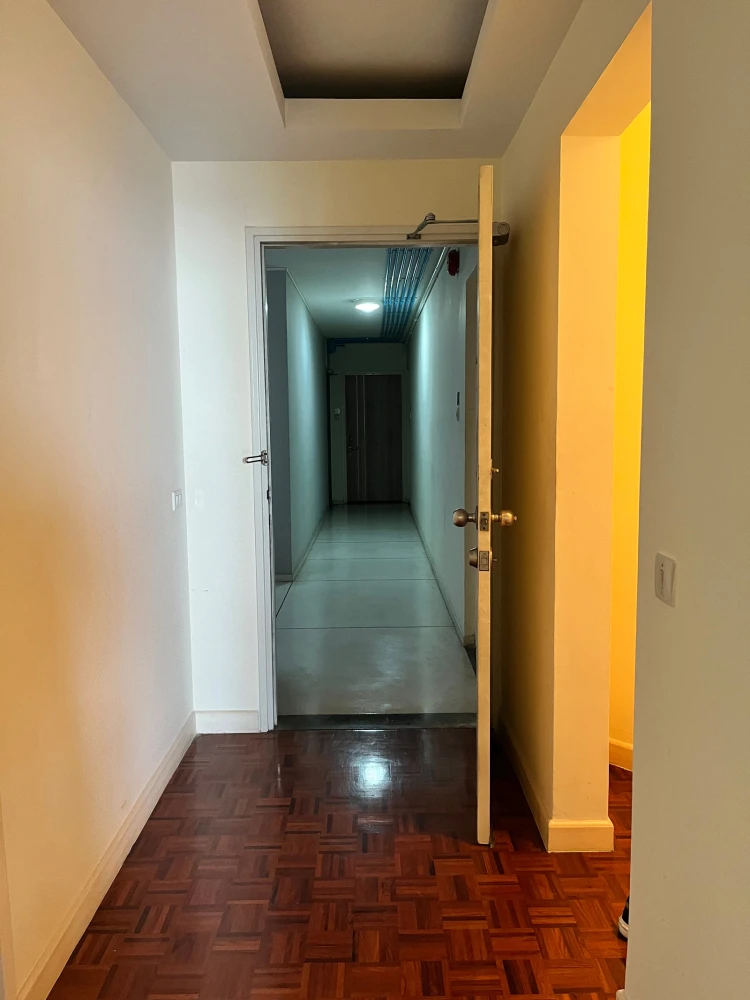 Victoria Lakeview Condominium for sale, 29th floor. River view, great view, ready to move in. Buy now!