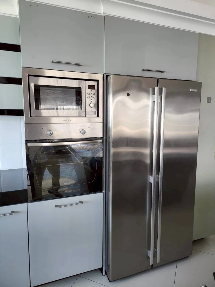 For sale View Talay Jomtien Condominium 1-8, spacious rooms, lots of usable space, good location, beautiful view, don't miss it.