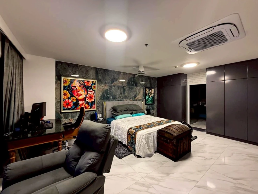 Selling View Talay condo. Very spacious room with stunning built-in furnishings throughout. You'll regret missing out!