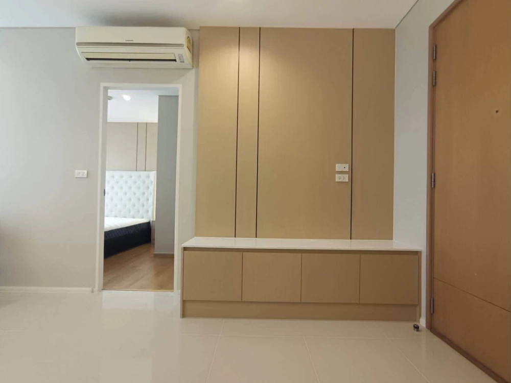 Villa Asoke for sale: 1 bedroom, 1 bathroom, coordinating interior design, prime location, convenient transportation. Book now!