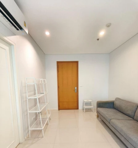 Villa Asoke for sale, 11th floor, comes with complete furniture and appliances. Buy now, hurry!