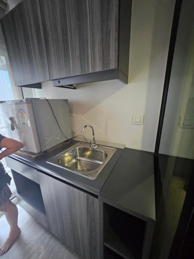 Villa Lasalle unit for sale on the 5th floor—a lovely, well-appointed space that comes fully furnished. Book it now!