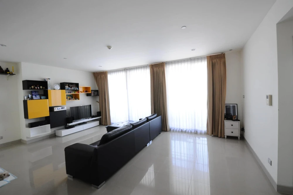 For sale: Watermark Chaophraya River, spacious room, lots of usable space, view of Chao Phraya River, good location, book now.