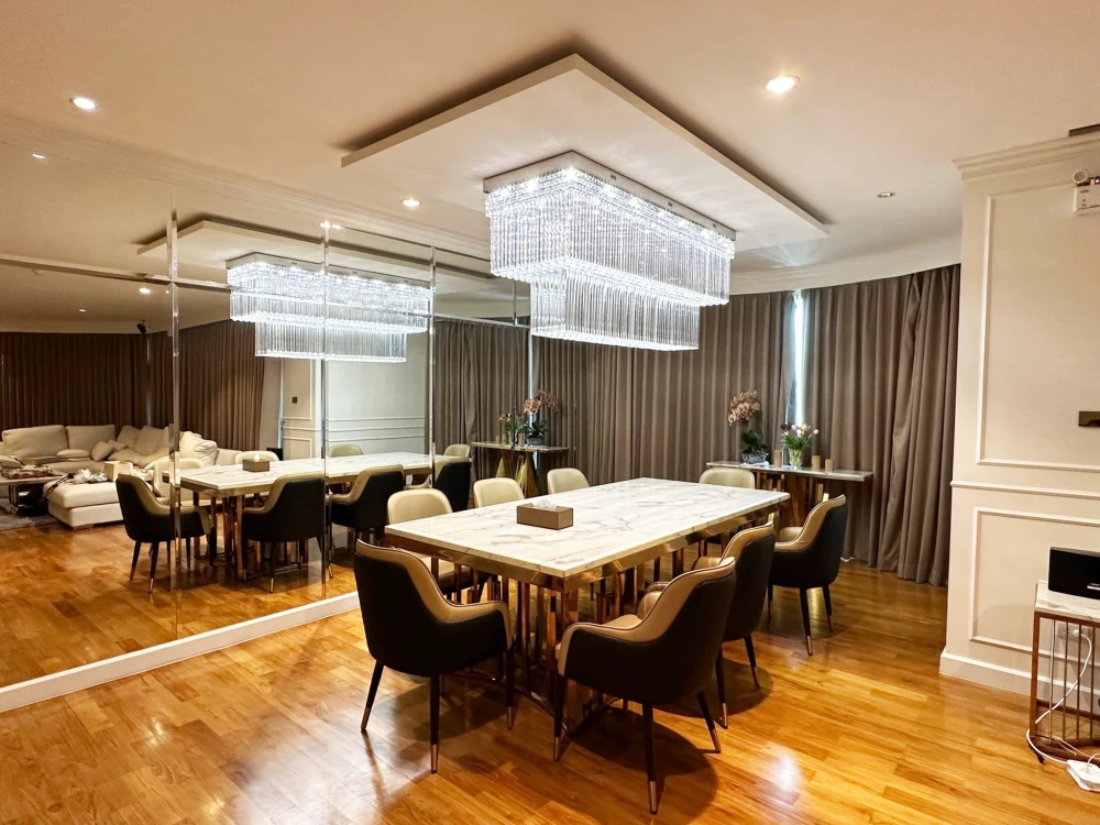 For sale: Watermark Chaophraya River, very spacious room, high floor in the city center, view of the Chao Phraya River. Can you not book it?