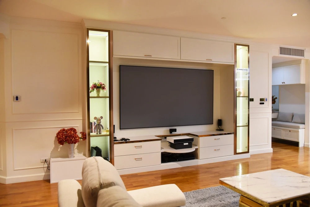 For sale: Watermark Chaophraya River, very spacious room, high floor in the city center, view of the Chao Phraya River. Can you not book it?