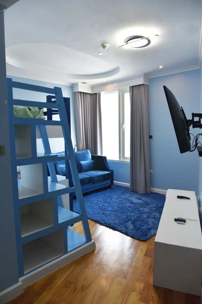 For sale: Watermark Chaophraya River, very spacious room, high floor in the city center, view of the Chao Phraya River. Can you not book it?
