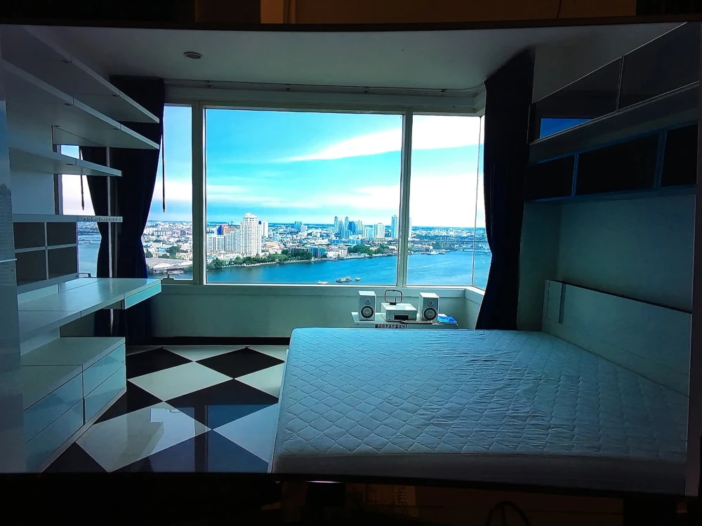 Selling a Watermark Chaophraya River condo. A lovely unit with a walk-in closet in a prime location. Don't miss out!