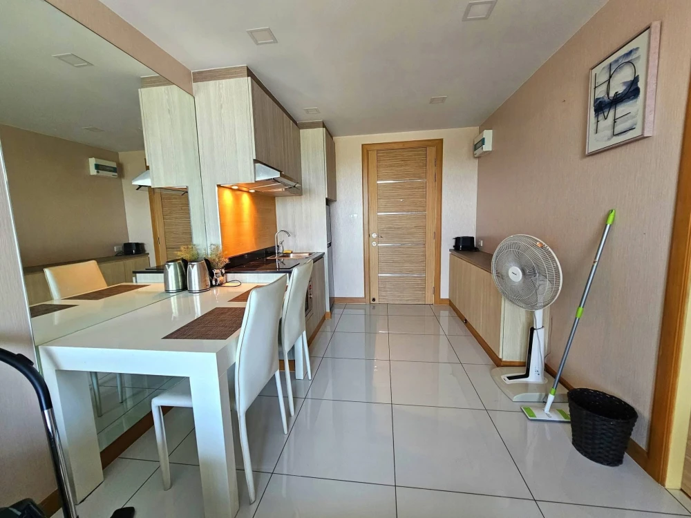 ขาย Whale Marina Condo ห้องพร้อมเฟอร์น่าอยู่ มาแต่ตัวเข้าอยู่ได้เลย!!!