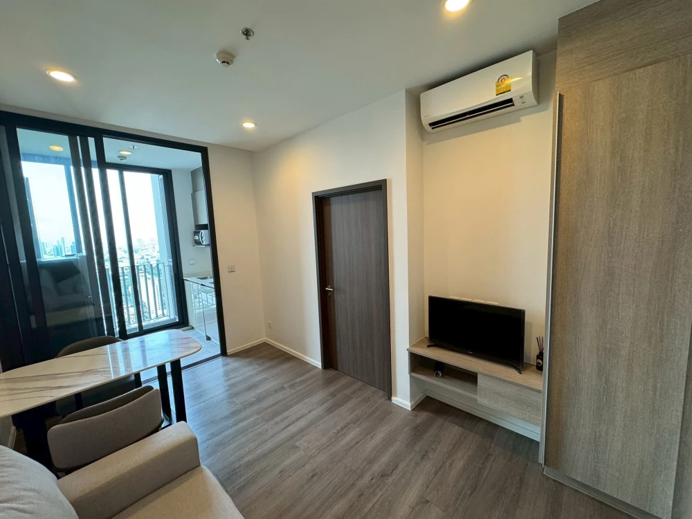 Whizdom Essence for sale, 40th floor, top floor, north facing, beautiful open panoramic view, reserve now.