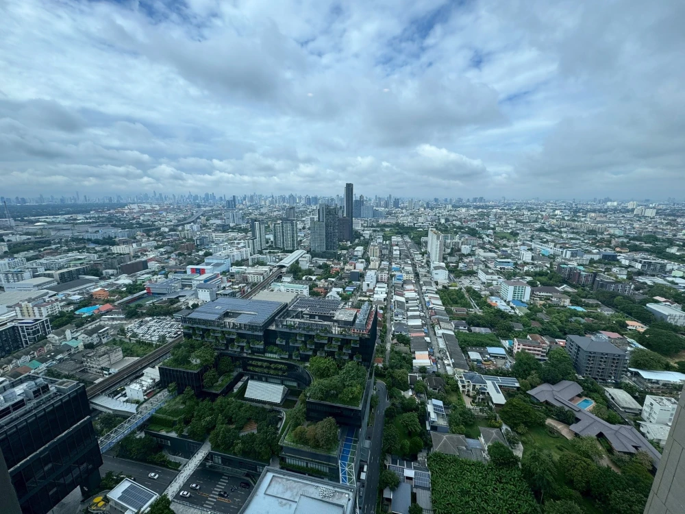 Whizdom Essence for sale, 40th floor, top floor, north facing, beautiful open panoramic view, reserve now.