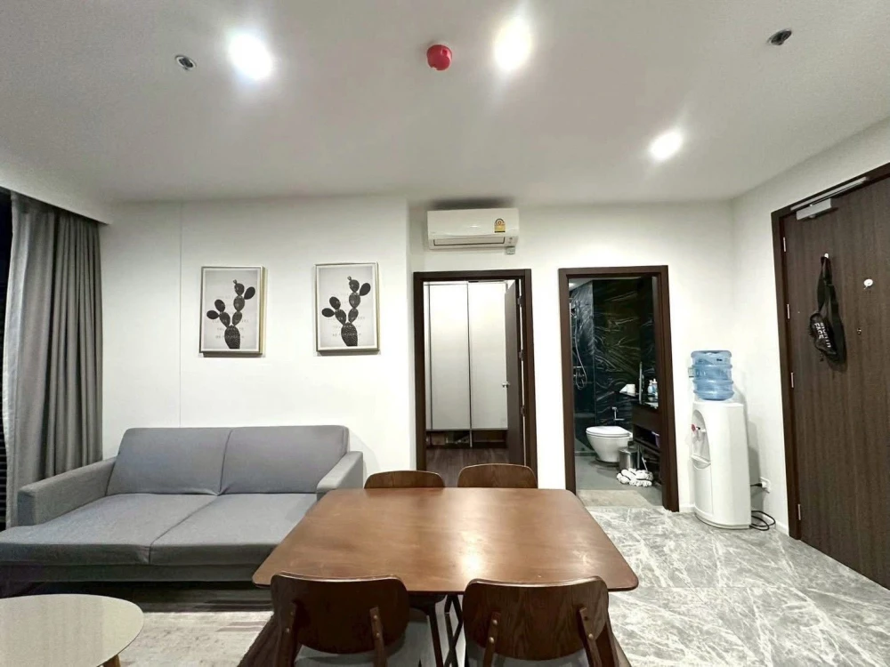 Selling Whizdom Inspire Sukhumvit. Spacious and comfortable unit with complete amenities. Buy now before you miss this opportunity!