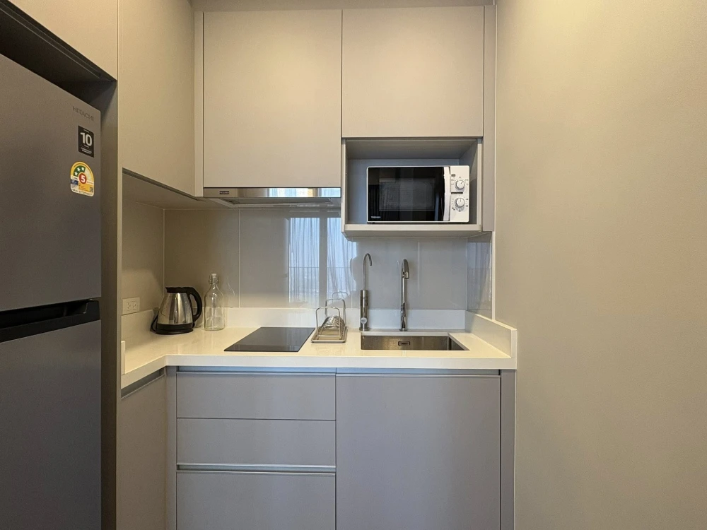 Whizdom the Forestias for sale, Destinia Building, 42nd floor, forest park view, fully furnished and equipped with appliances, ready to move in.