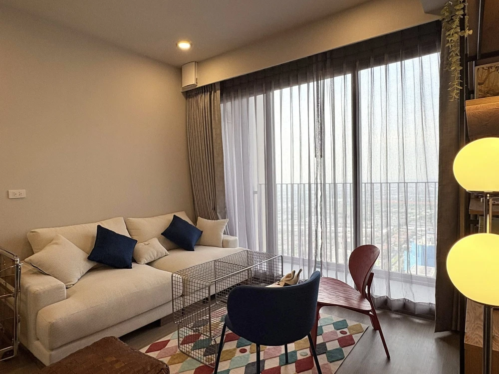 Whizdom the Forestias for sale, Destinia Building, 42nd floor, forest park view, fully furnished and equipped with appliances, ready to move in.