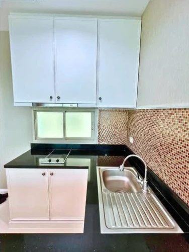 For sale: WIND Ratchayothin, high floor corner room, beautiful view, 3 meter high ceiling, airy like a penthouse, must reserve.