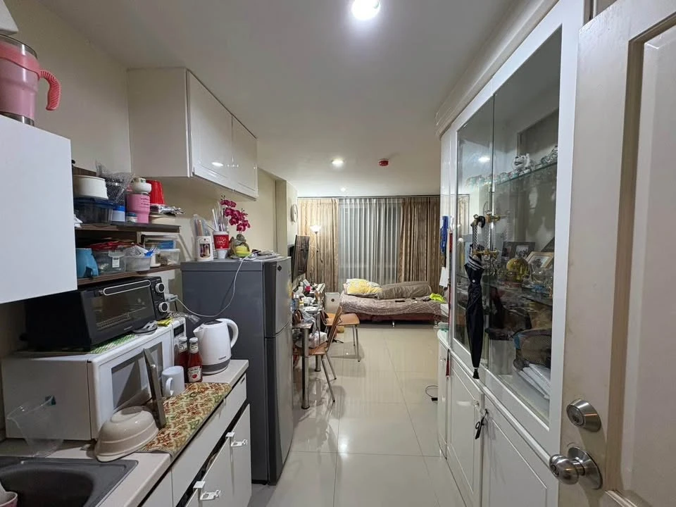 For sale: WISH @ SIAM, 1 bedroom, 1 bathroom, fully furnished, city view, reserve now!