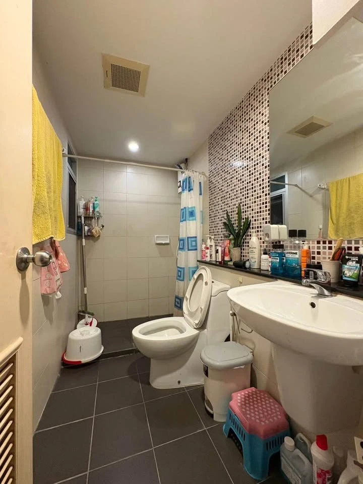 For sale: WISH @ SIAM, 1 bedroom, 1 bathroom, fully furnished, city view, reserve now!