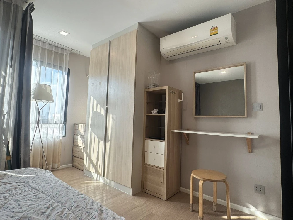 Selling Wynn Ladprao-Chockchai 4, 1 bedroom, 1 bathroom, fully furnished and equipped with appliances. Don't miss out!