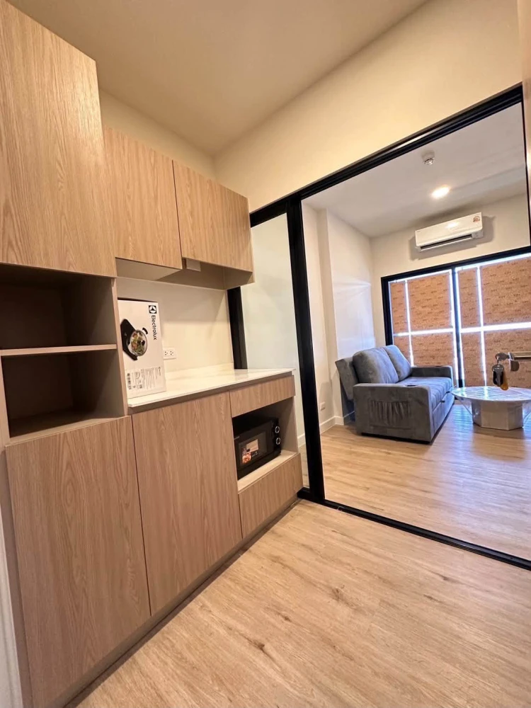 Selling XIM Suksawat - Rama 3, 28th floor unit, fully furnished. What are you waiting for?