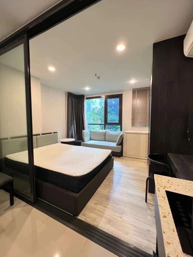 Selling XT Huai Khwang, "Corner Unit with project garden view." Extremely peaceful and private. You can't miss this!