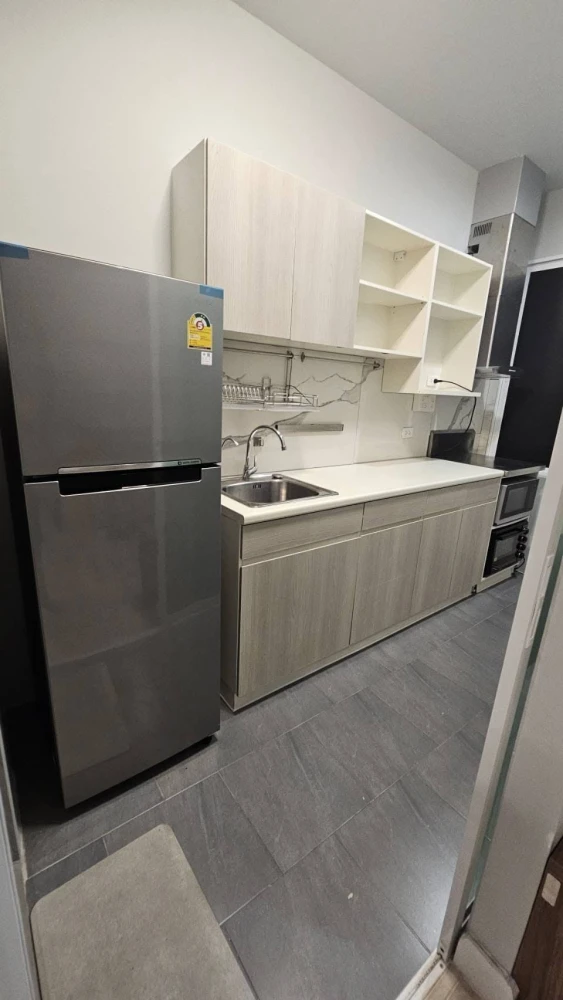 For sale: Zelle Salaya, 4th floor, spacious room, fully furnished. Interested in owning one? Hurry and reserve now!