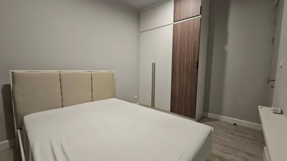 For sale: Zelle Salaya, 4th floor, spacious room, fully furnished. Interested in owning one? Hurry and reserve now!
