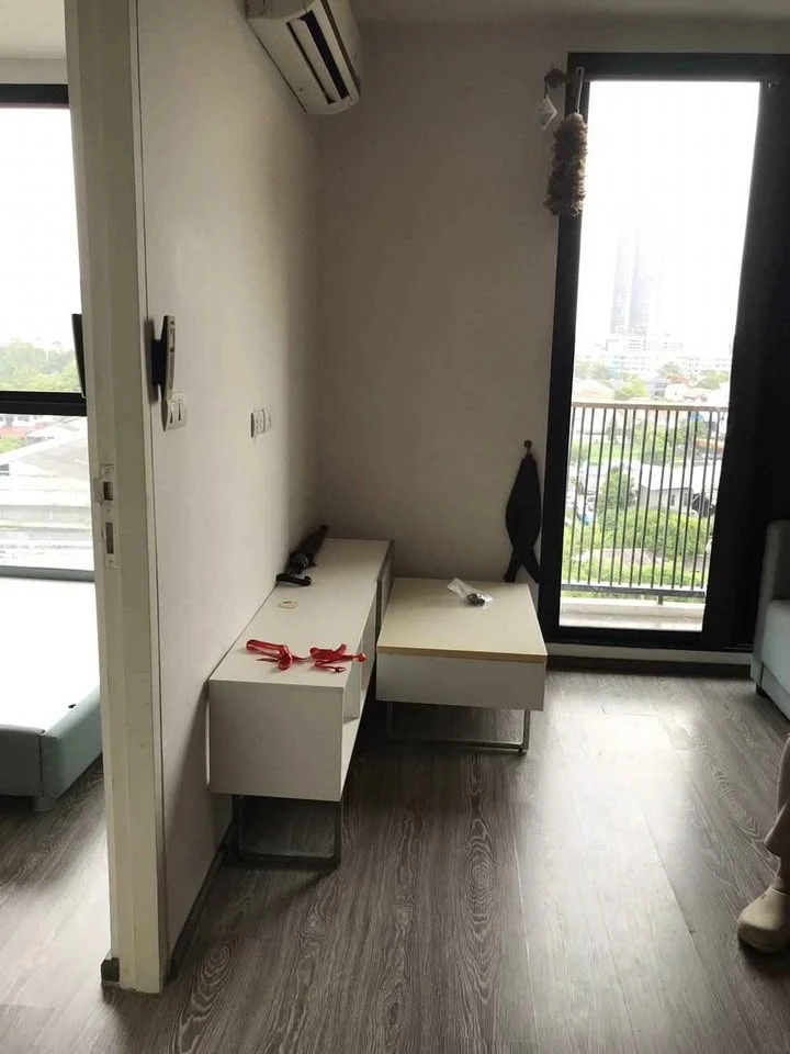 For sale: Zelle Ratchadaphisek, 8th floor, Building 3, beautiful view, quiet, very suitable for relaxation. Hurry and book now.