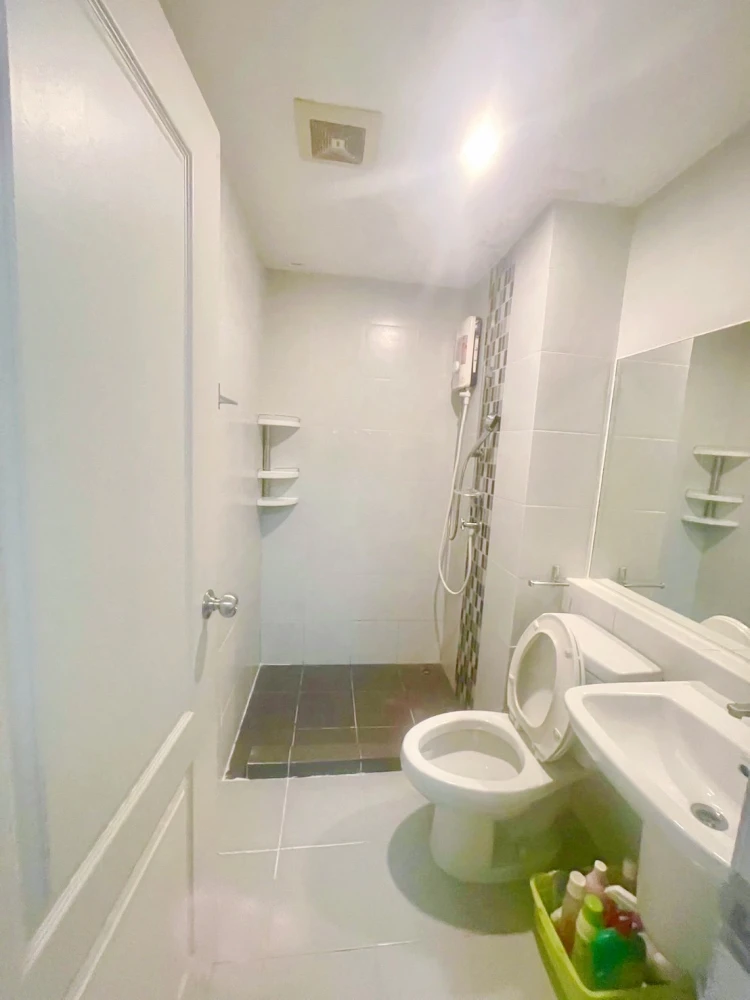 For sale: Condo 624 Condolette Ratchada 36, ​​Building B, 6th floor, affordable price, come and own it today, don't wait.