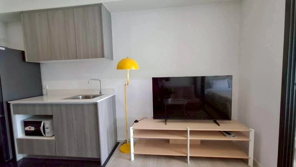 For sale or rent: A Space Mega condo, ready to move in, fully furnished with appliances. Great value! Just bring your belongings and move in. Don't mi