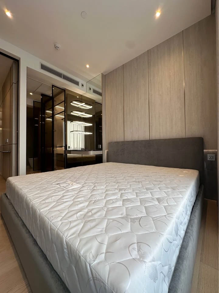 Condo for sale rent Ashton Asoke-Rama 9 very nice decorated room super premium furniture Not booking is considered a mistake.