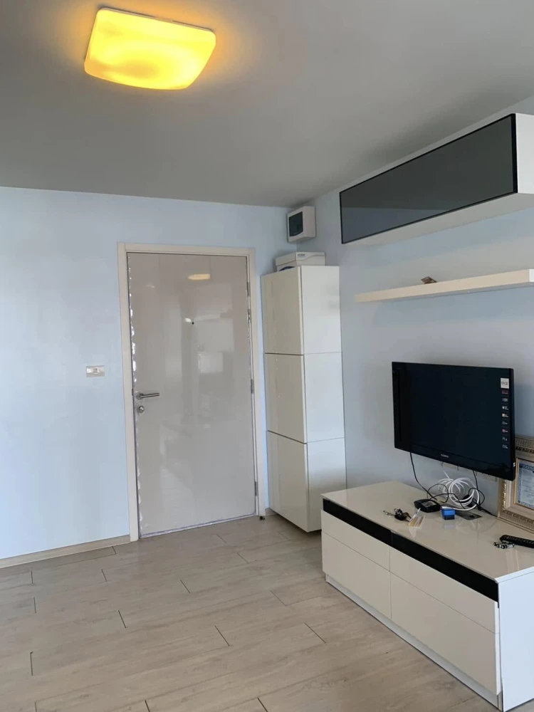 Condo for sale: Aspire Wutthakat, 5th floor, swimming pool view, fully furnished, just come and move in. Hurry and reserve now.