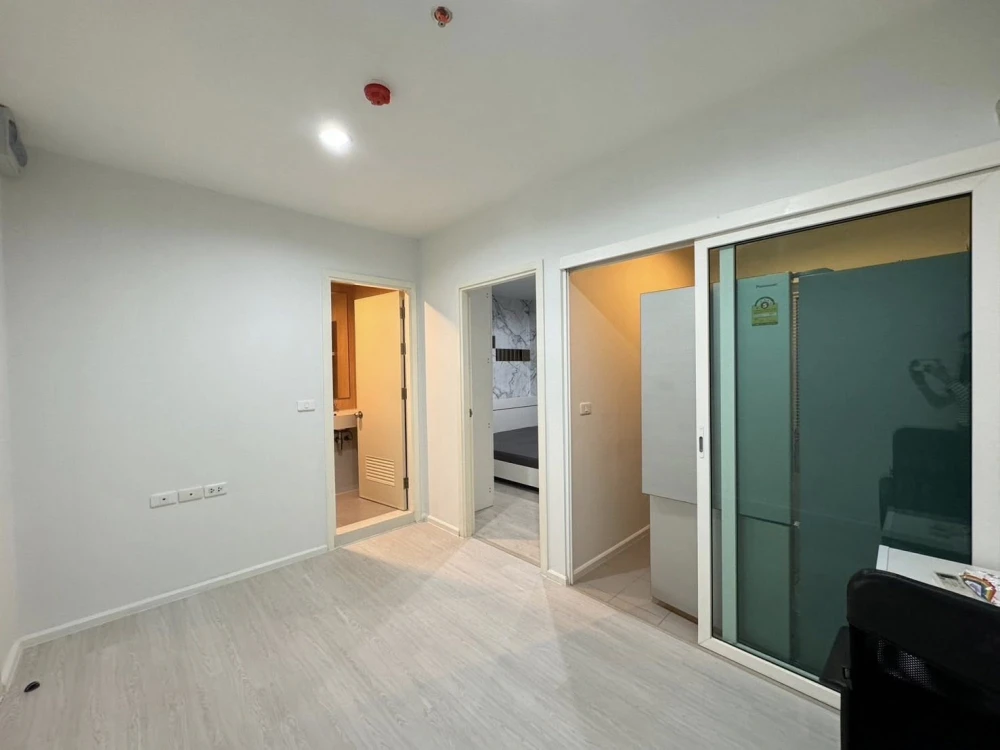 Condo for sale, Asprie Sathorn-Tha Phra, ready to move in, with excellent built-in furniture. Reserve now, don't miss out+++